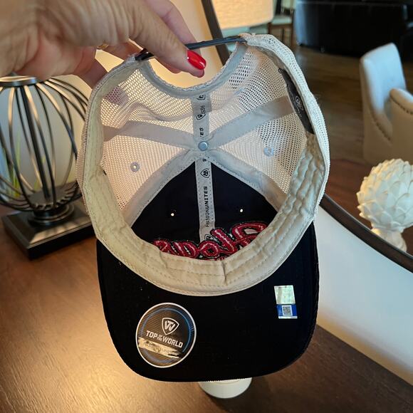 NEW Arkansas‎ Razorbacks Hogs Mesh Snapback Corduroy Hat - Picture 9 of 9